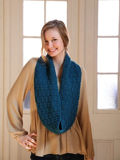 3174 Cowl Trio by Erika Flory