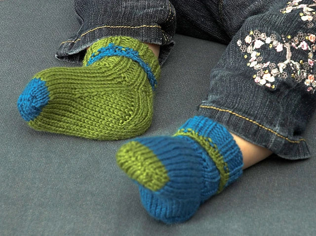 F531 Dreambaby Toddler Socks by Plymouth Yarn Design Studio