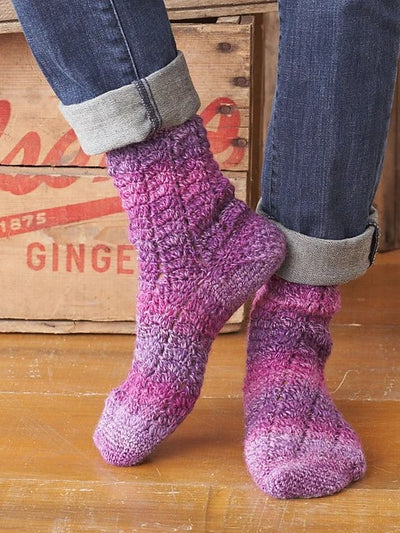 Twisting Lace Socks by Patons