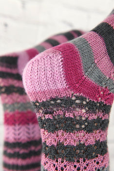 Simple Lace Socks