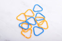 Clover Stitch Markers Triangle 12 ct.